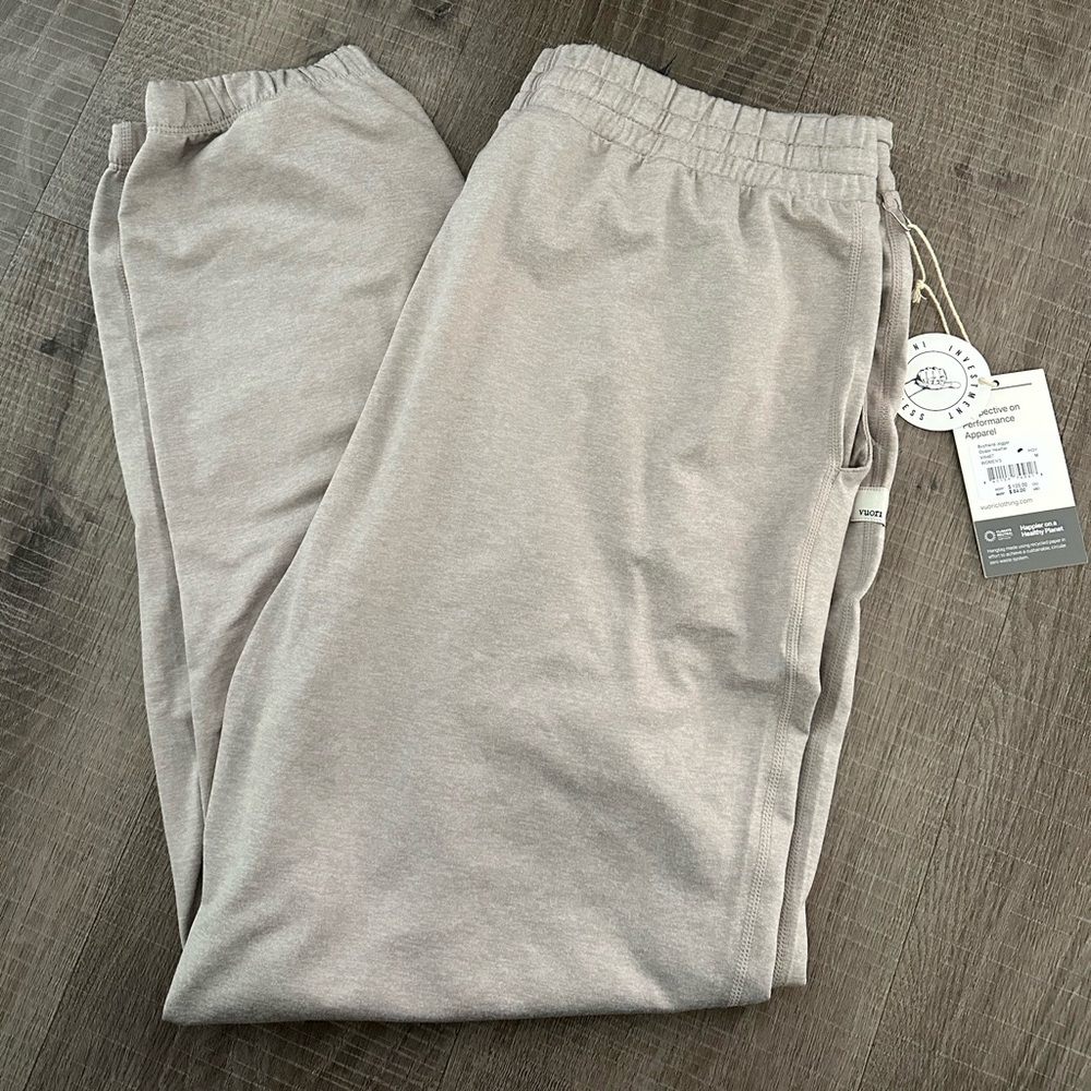 NWT Vuori Women’s Boyfriend Jogger Oyster Heather Size Medium M